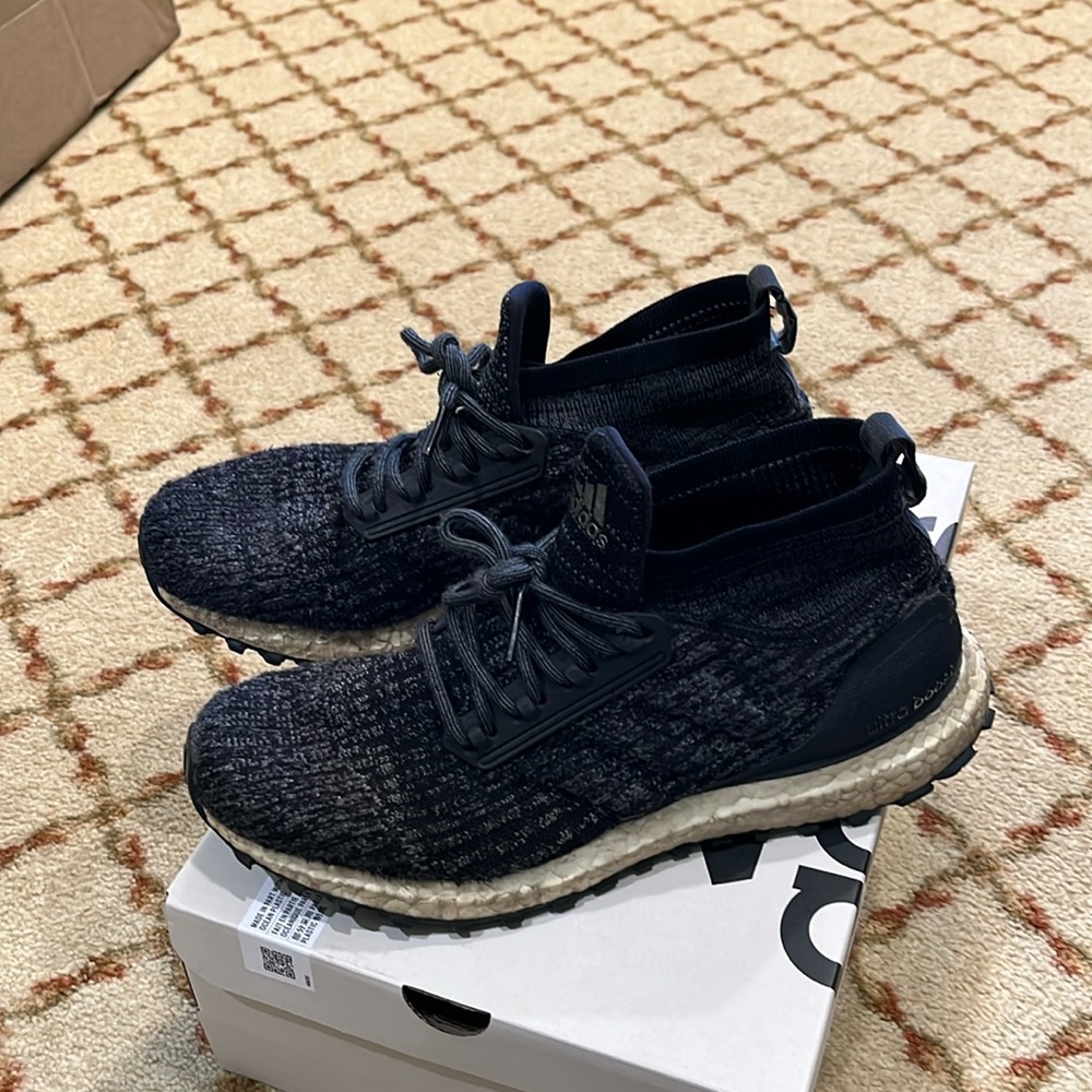 Adidas Ultraboost Mid Top (Size 8.5)